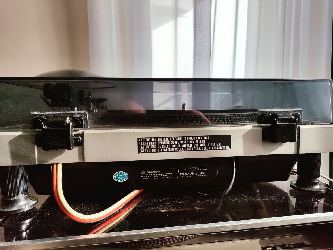Technics SL 1200 MK1