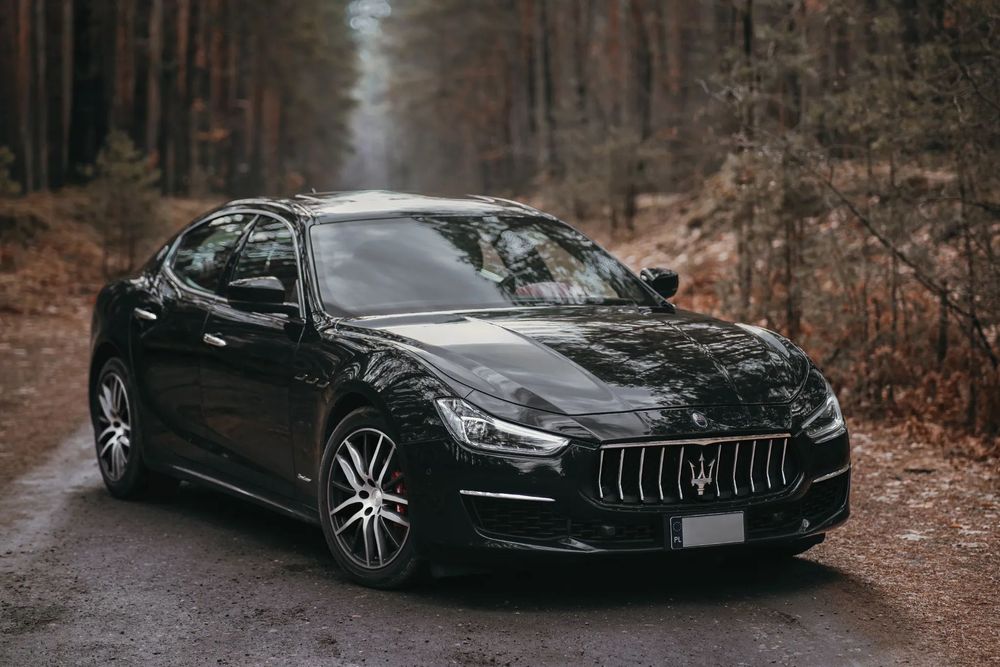 Maserati Ghibli Maserati Ghibli S Q4 Granlusso, 2 kpl. opon