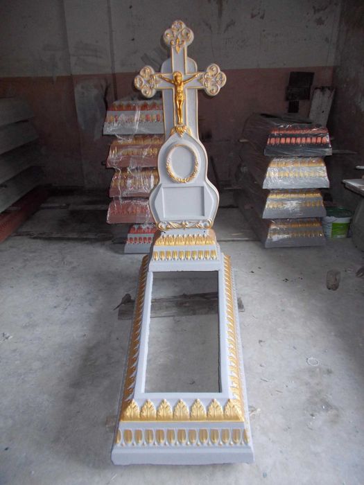 Бетоні пам'ятники продам