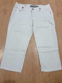 Białe spodnie rybaczki r.36 S
