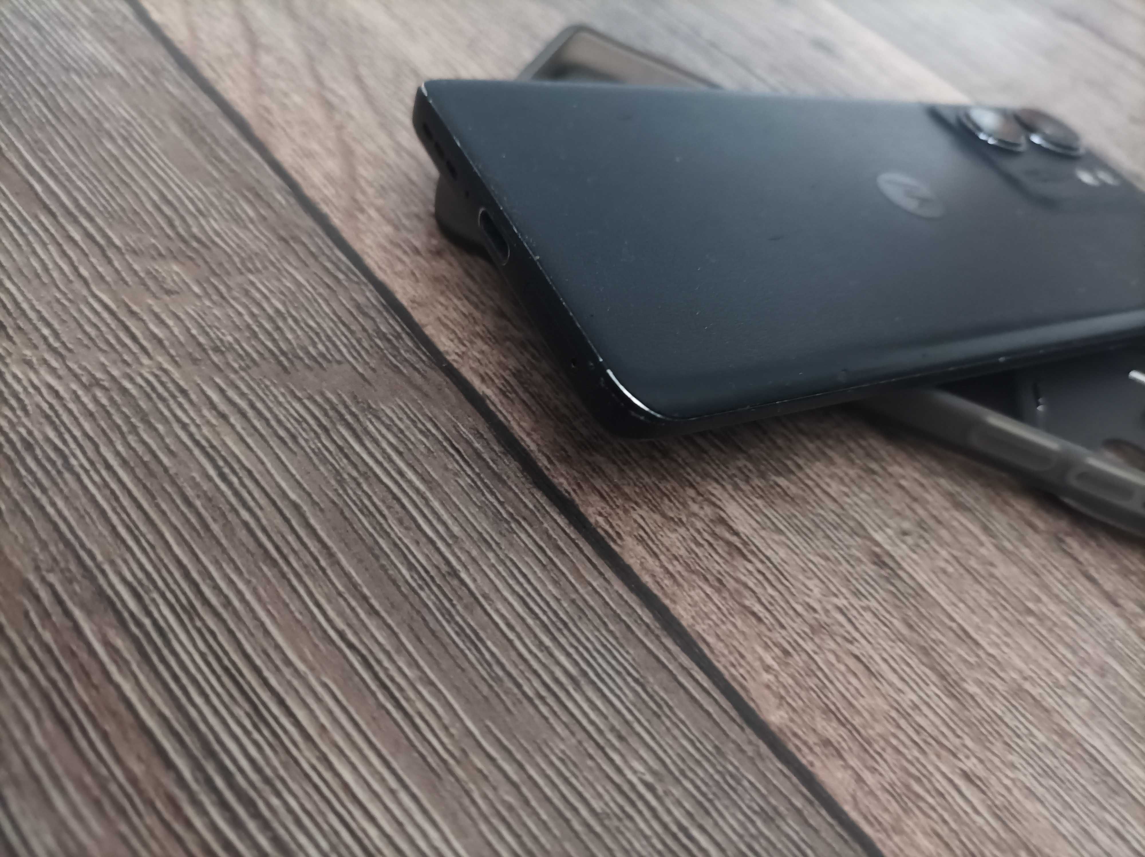 Motorola Edge 2023 8/256