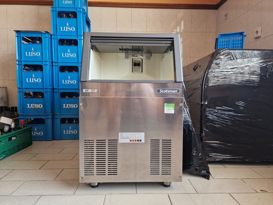 Máquina de Gelo Flocos  - 73kg