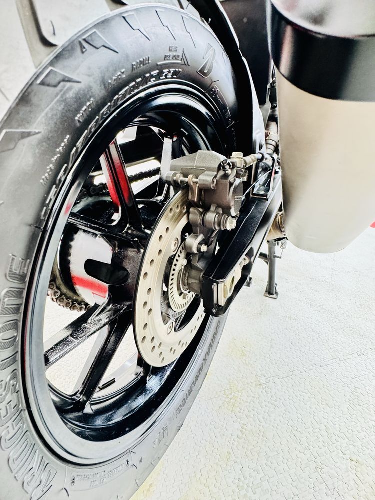 Мотоцикл Suzuki V-Strom 1000 в оригіналі з Японії