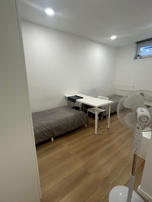 T3 com Suíte, remodelado, Central Amadora