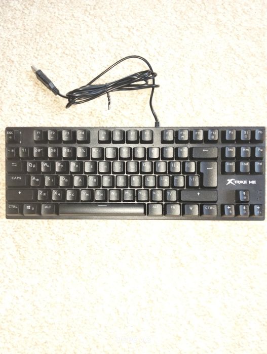 Продам ігрову клавіатуру