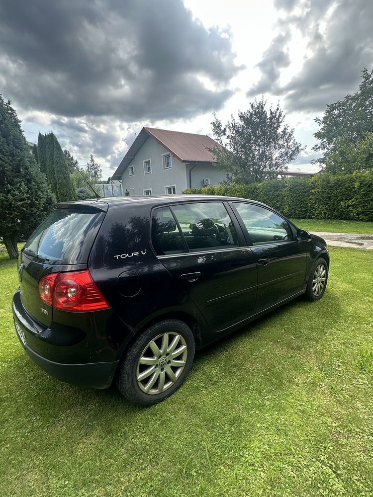 Volkswagen Golf V Tour