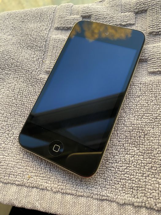 Ipod a1367 8gb робочий