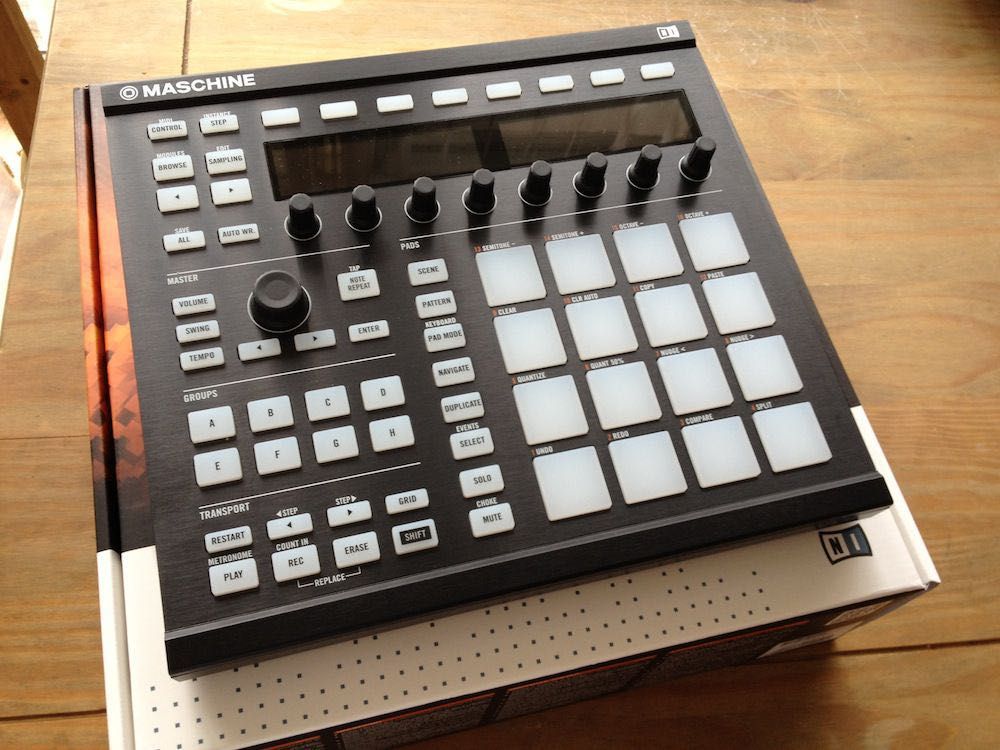 Maschine MK2 preta