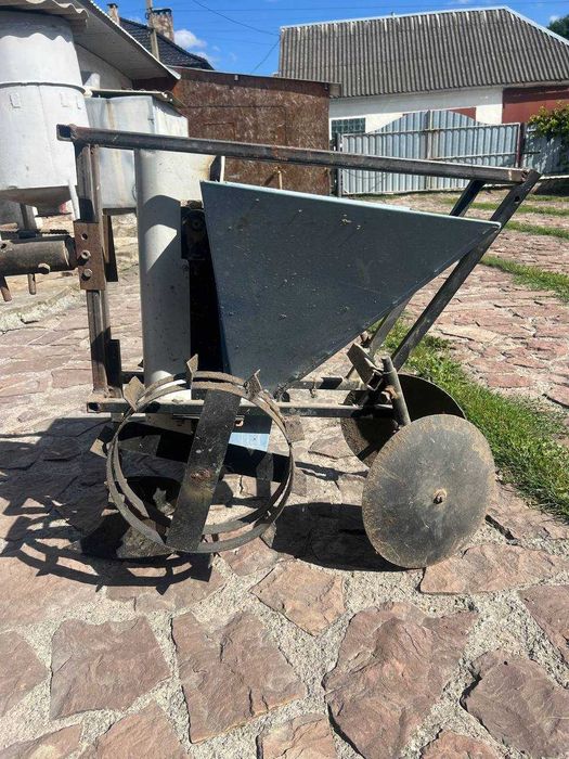 Мотоблок МТЗ 05 | Причіп, саджалка, плуг, косарка, викопувач