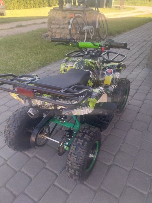 Sprzedam quada dziecięcego  50 cm stan bardzo dobry mało jeżdżony.