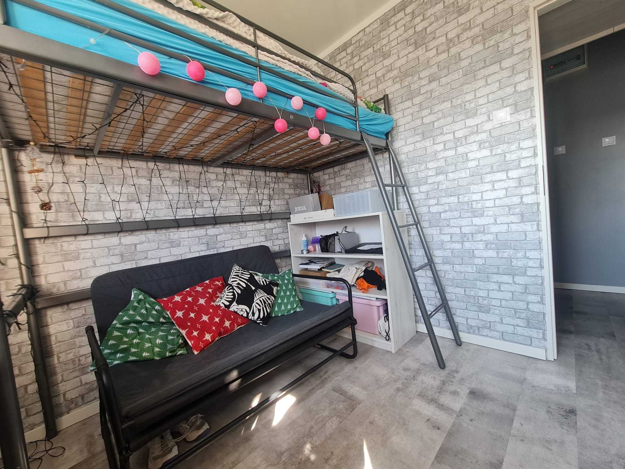 łóżko SVARTA Ikea