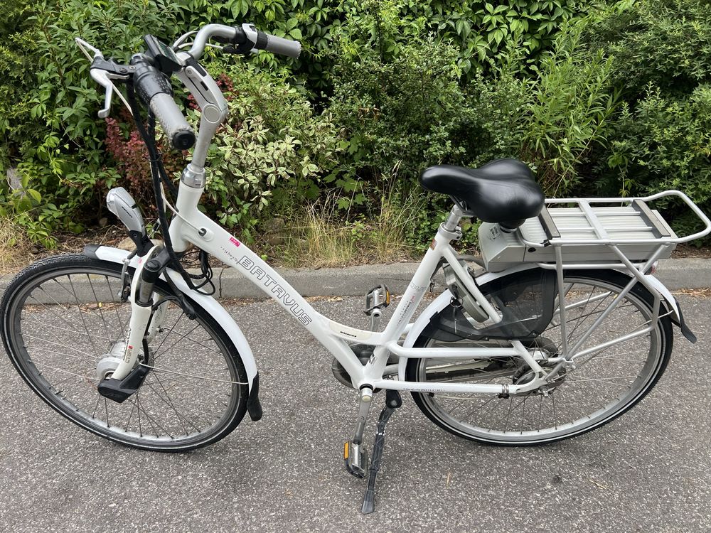Holenderski rower elektryczny SPARTA EMOTION z 7 biegami w piascie /A