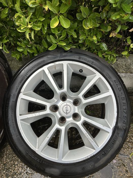 Jantes com pneus opel R17