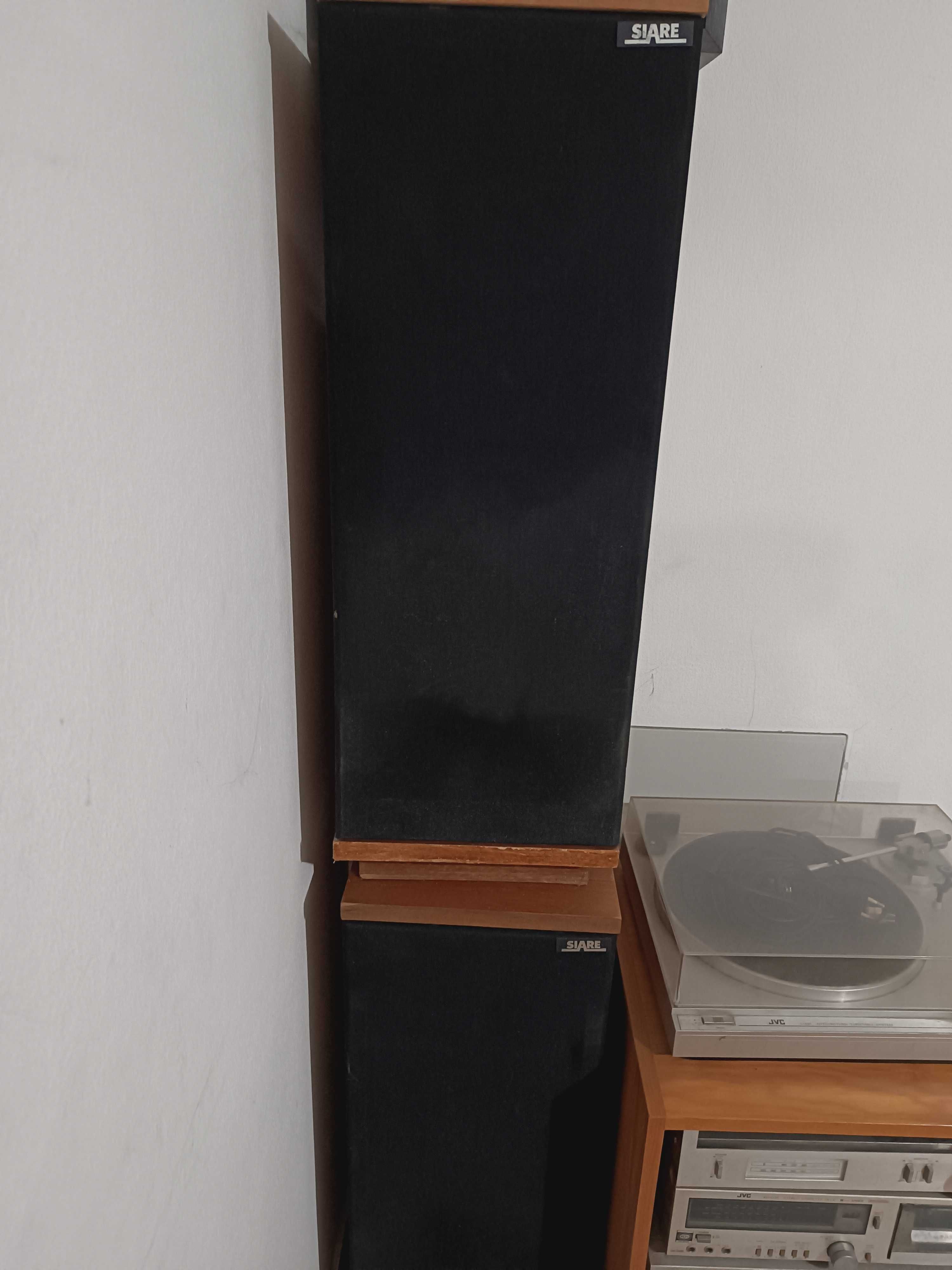 Aparelhagem e colunas JVC