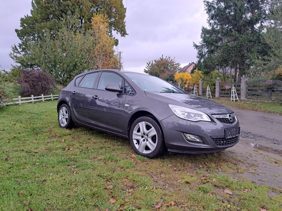 Opel Astra J 1.4T Benzyna 2012r