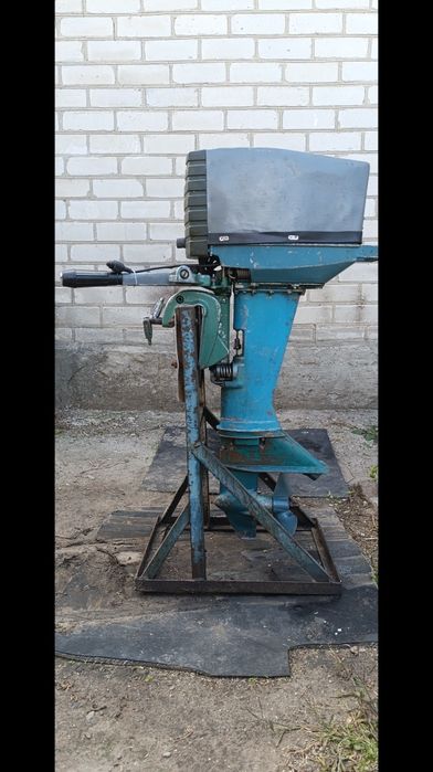 Лодочный мотор Москва М