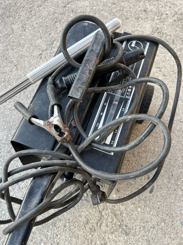 Maquina de soldar a Eletrodo 160A