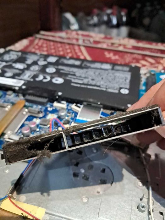 Naprawa telefonów,laptopów,czyszczenie konsol różne rodzaje,padyTanio.