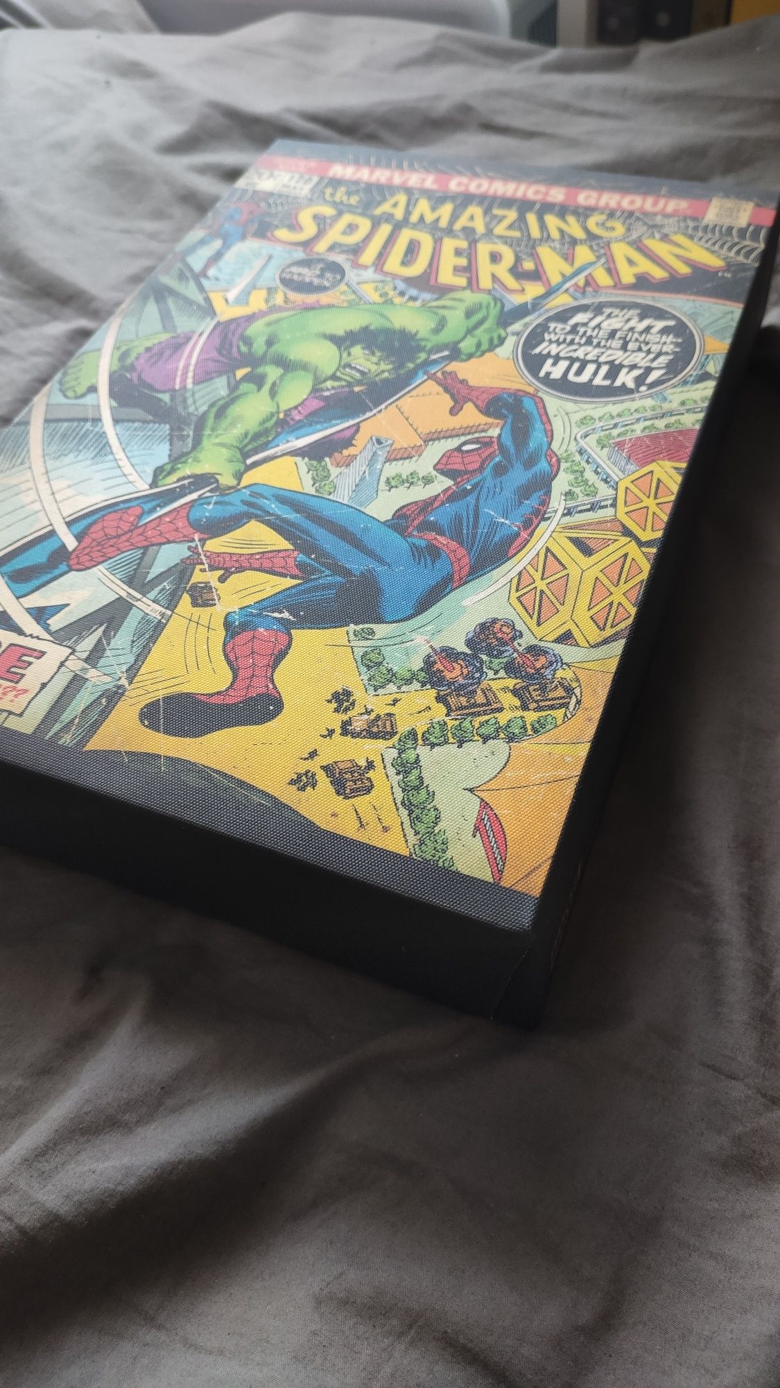Poster Marvel The Amazing Spider-Man com luz
