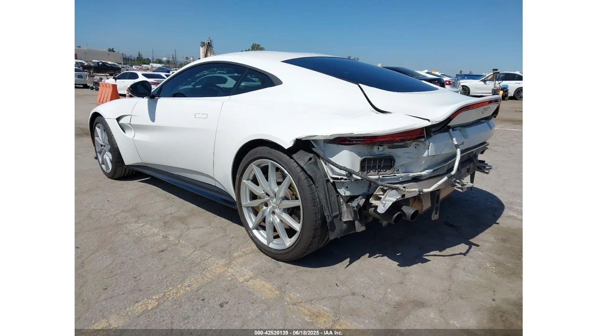 Aston Martin Vantage V8 Biturbo / Prosta naprawa /