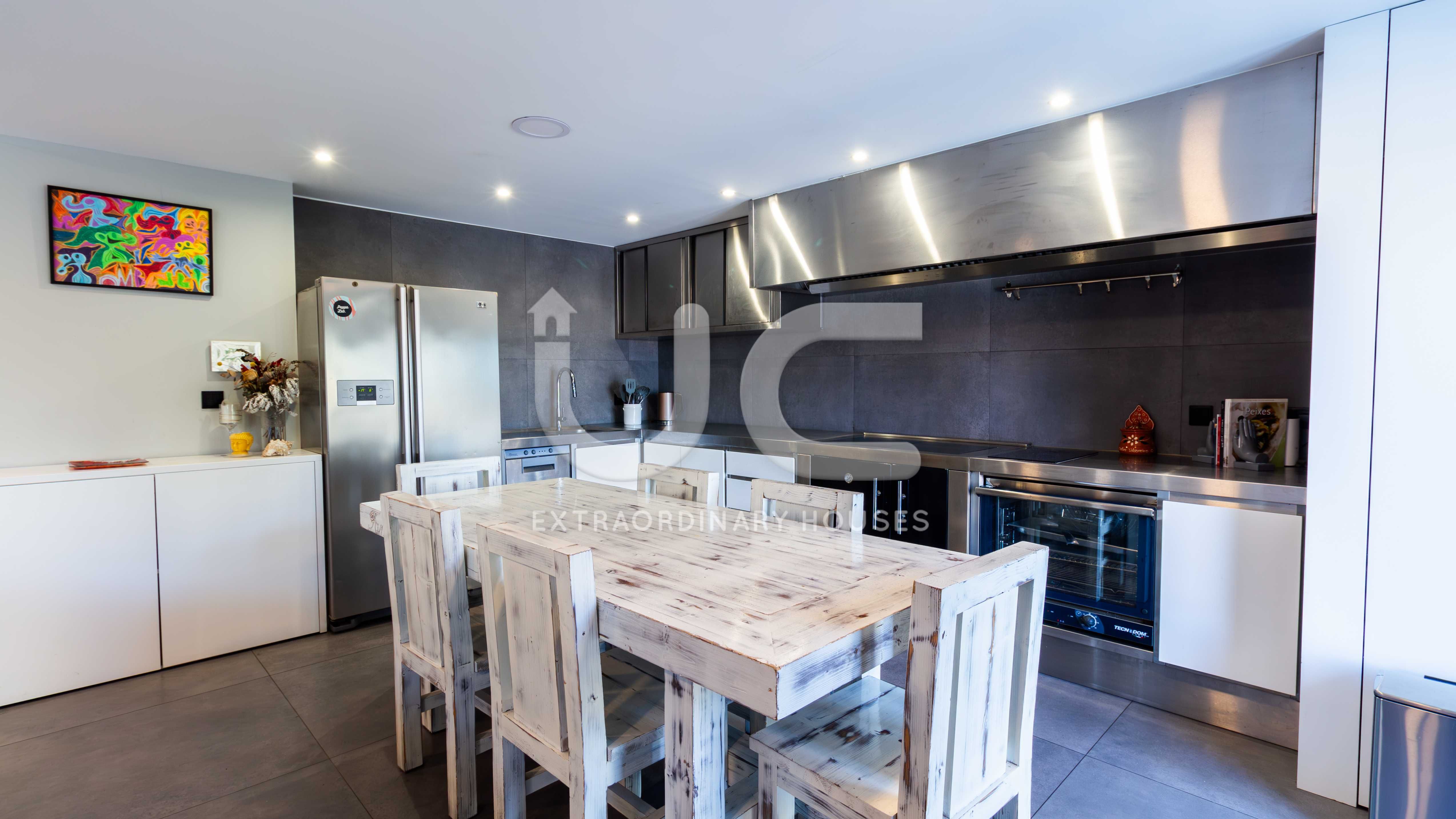 Formidável Moradia T5 com Piscina, Sauna e Vistas – Lomar, Braga