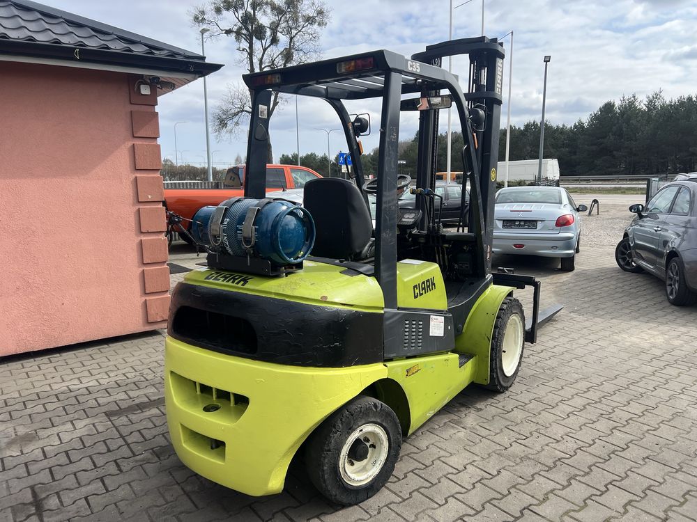 Wózek widłowy CLARK C35L