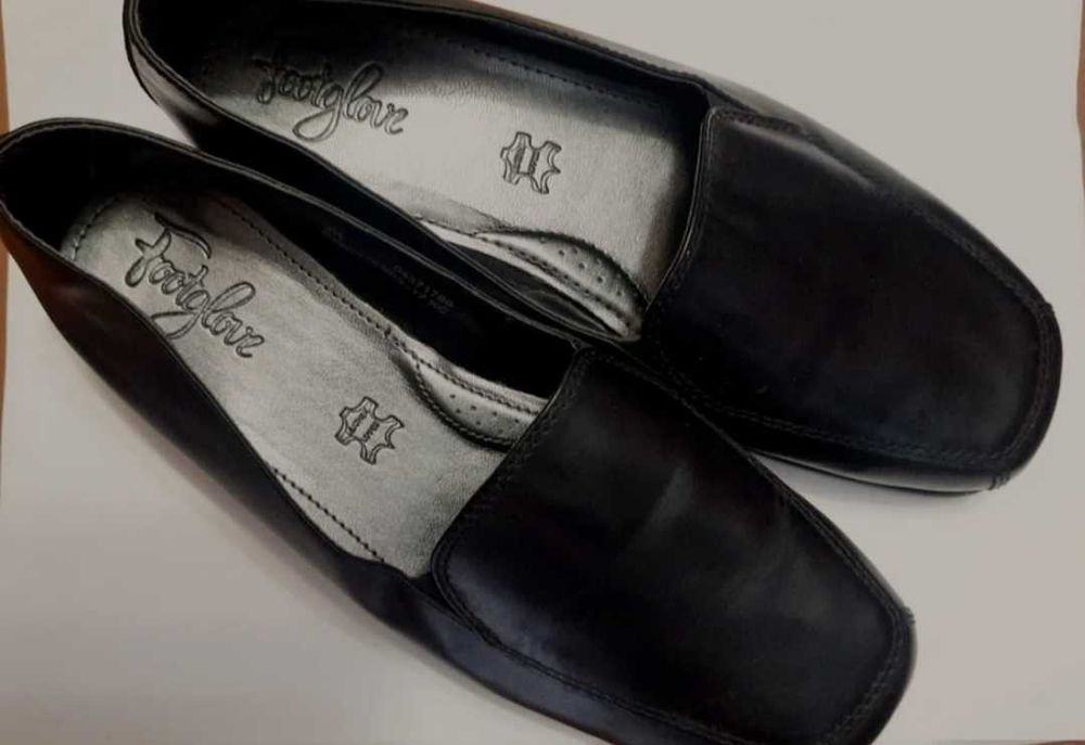 Продам мокасины 36 р. натуральная кожа.