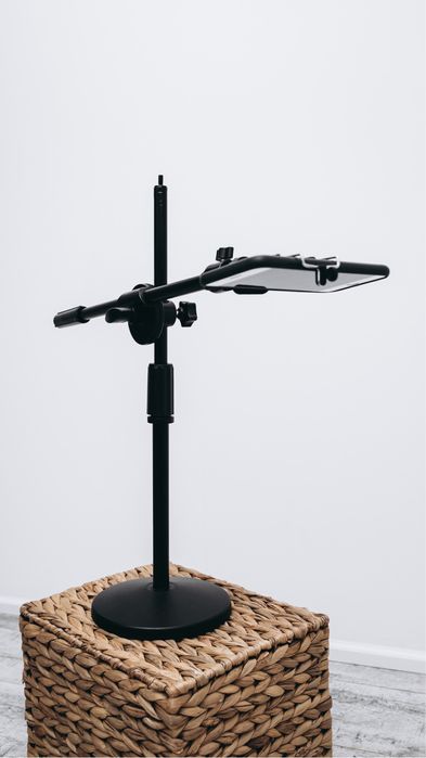 Журавель, штатив трипод, стійка, тримач, журавль