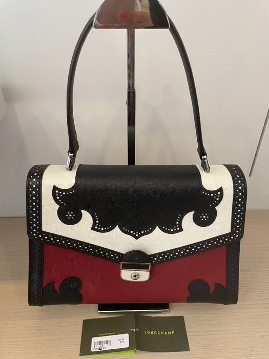 Longchamp - completamente nova