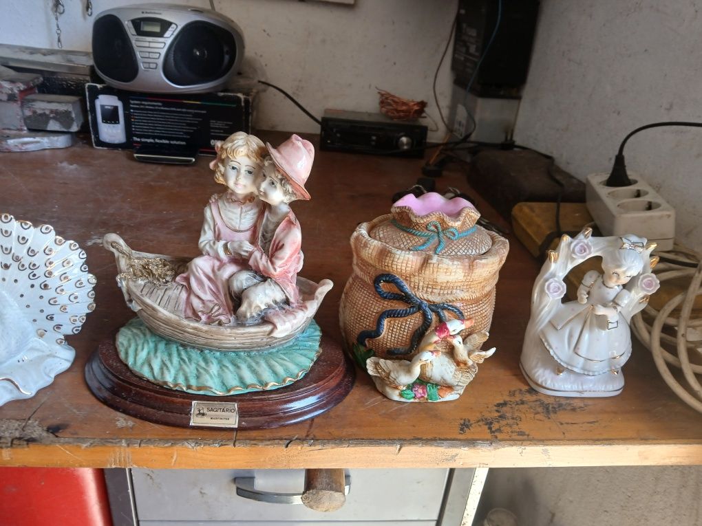 Peças em porcelana