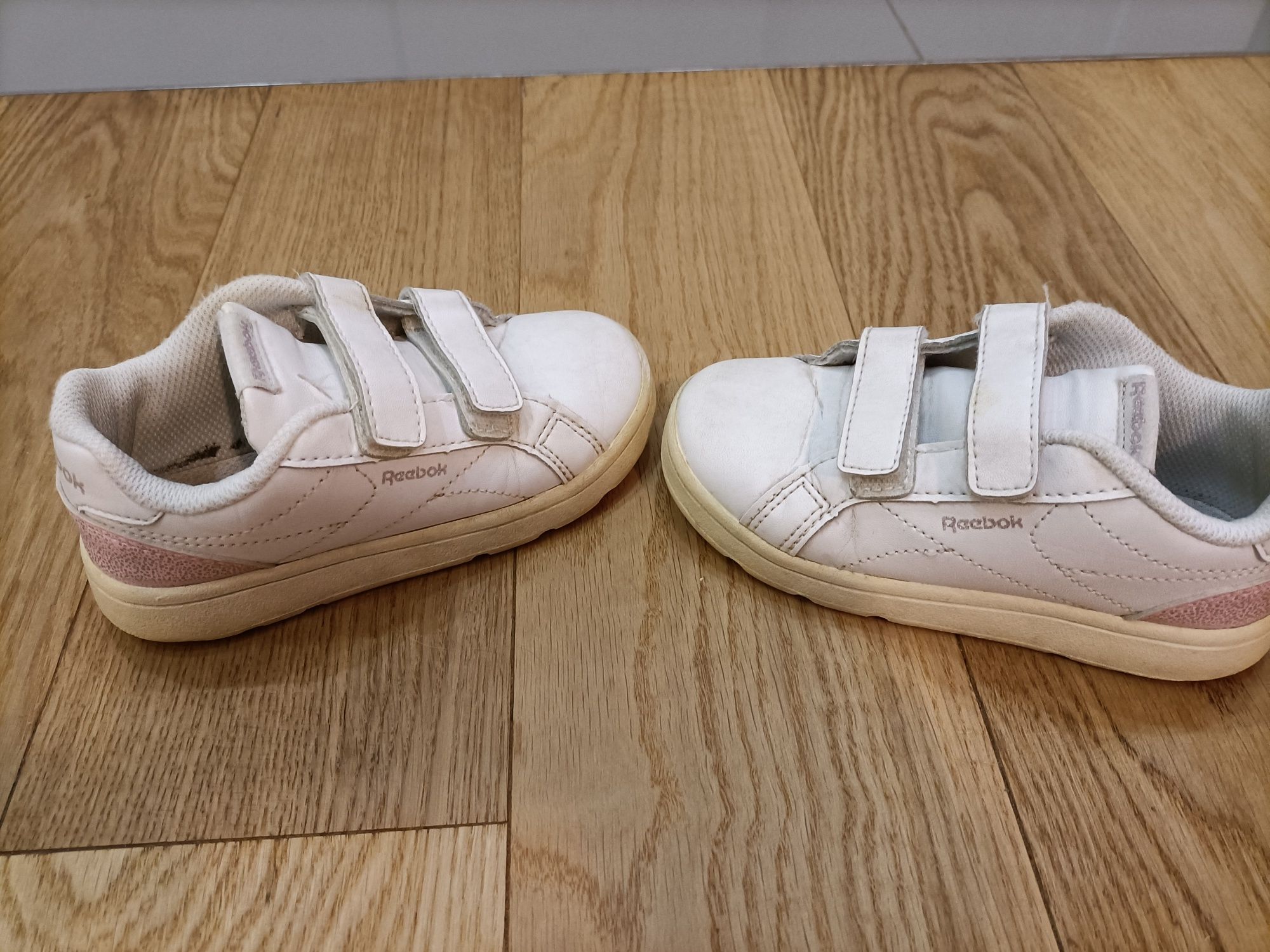 Buty dziecięce Reebok rozmiar 26