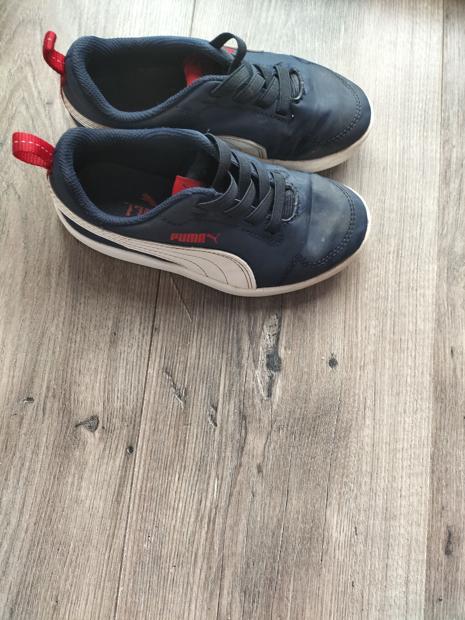 Sprzedam adidasy chłopięce w roz.29,granatowe firmy Puma