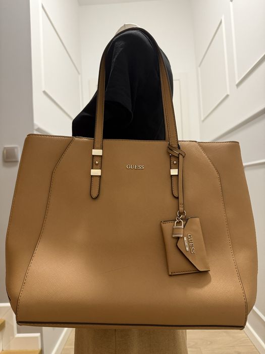 Piękna torebka Guess, oryginalna, stan super