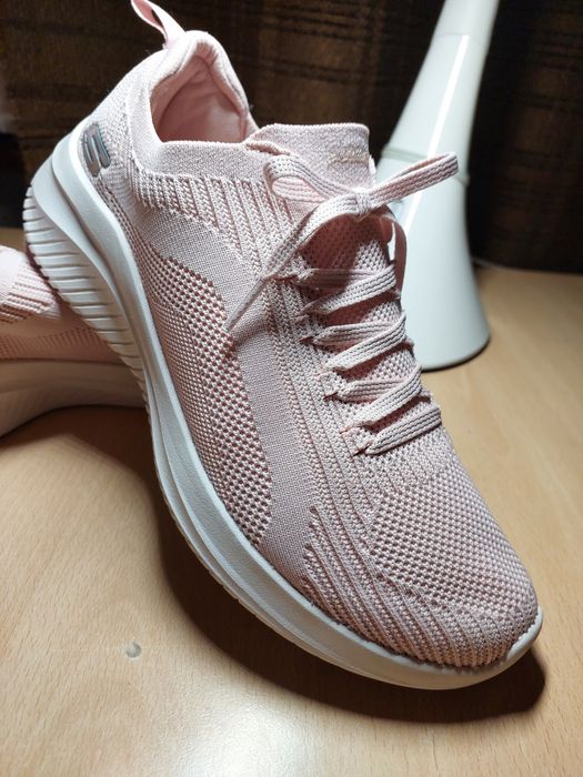Жіночі кросівки Skechers р. 39,5