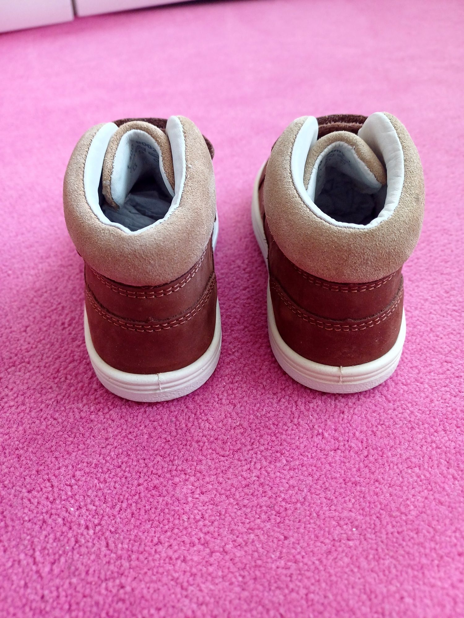 Stan bdb, buty skórzane Elefanten,  roz. 22