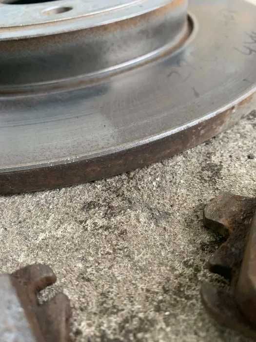 tarcze klocki jarzma tył swap 288mm audi a4 b6 b7