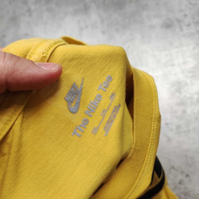 MĘSKA Koszulka Bawełna Duże Logo Nike Grafika Żółta Sportswear Active