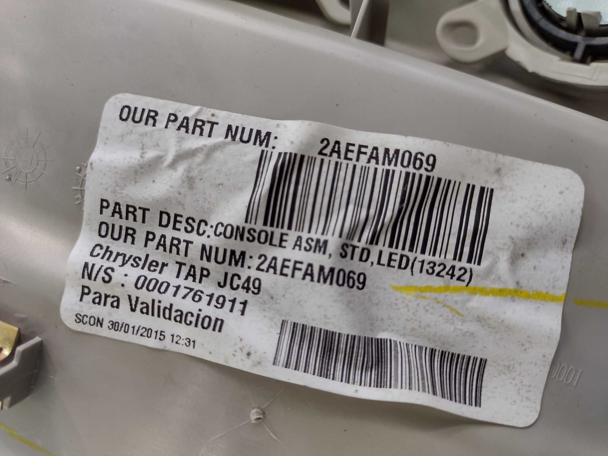 Dodge Journey Freemont 11- lampka podsufitki schowek