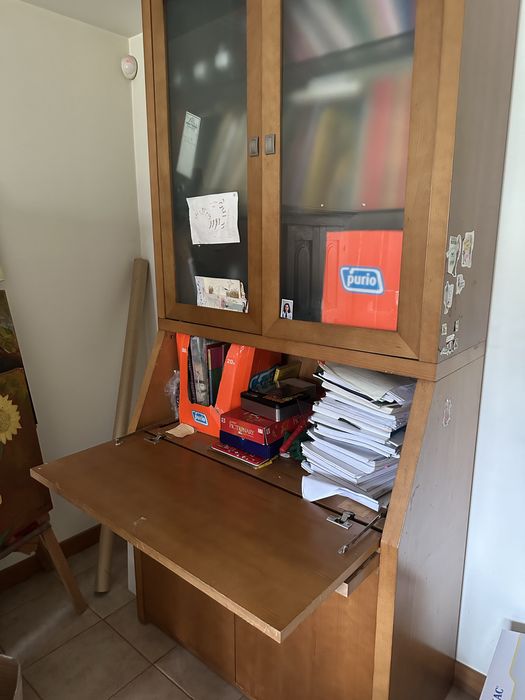 Escravaninha em madeira maciça