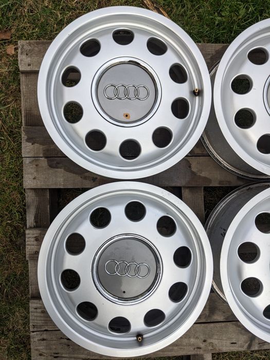 Оригінальні дискии Audi R15 5/100