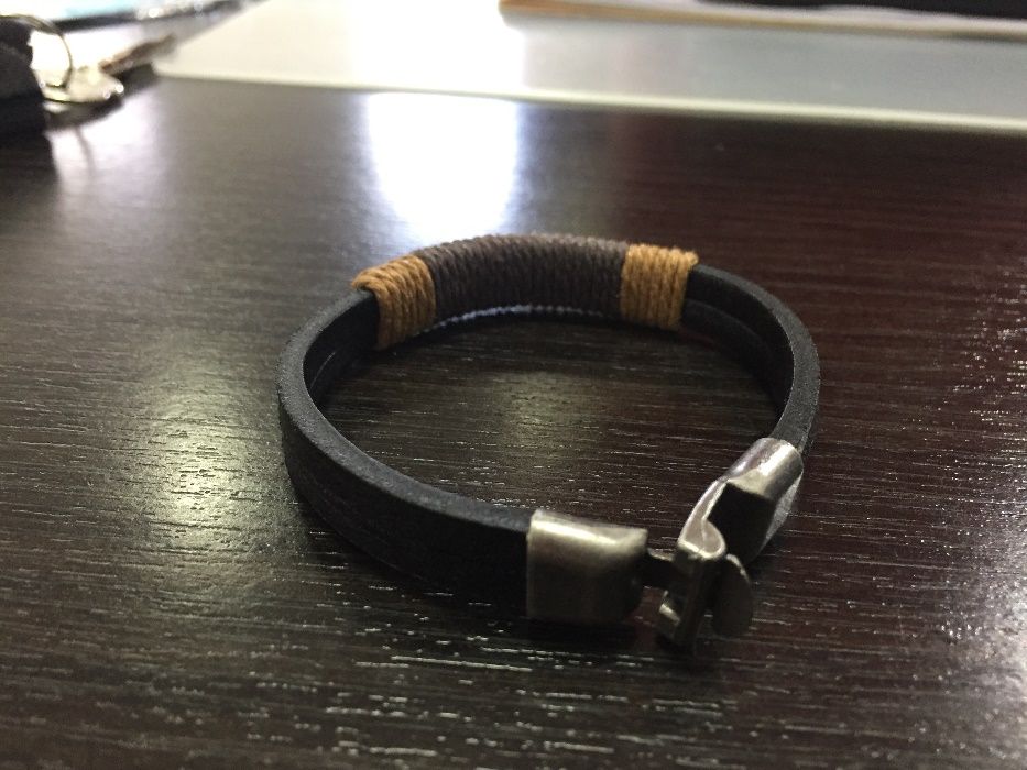 Pulseira Homem em Couro Natural (Nova)