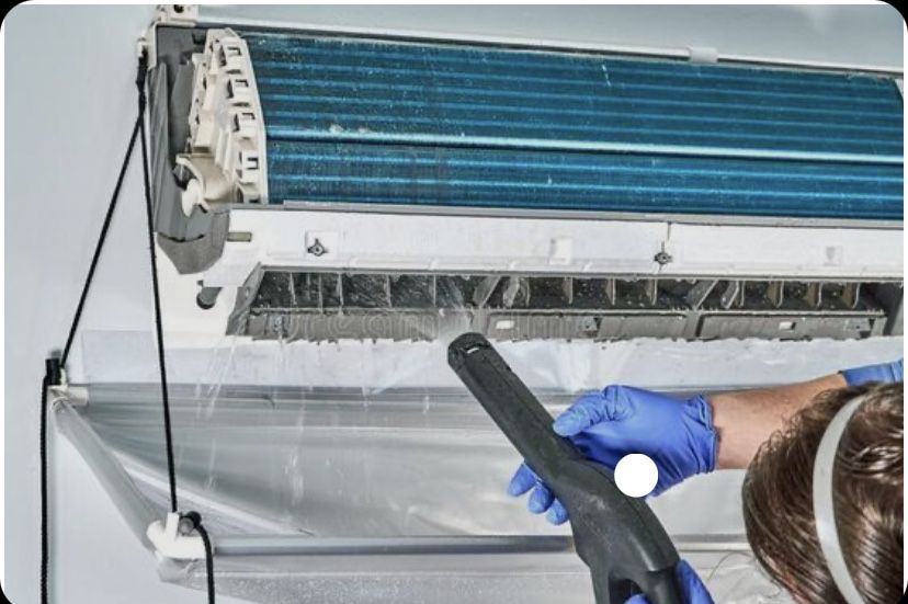 Продаж конндиціонерів. Чистка кондиціонерів. Монтаж.