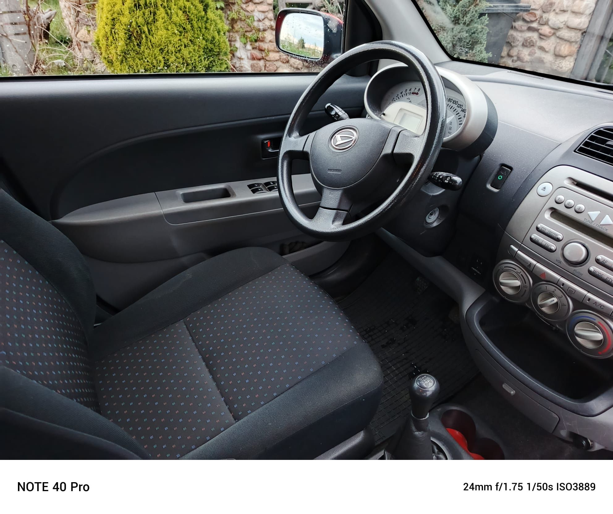 Daihatsu Sirion 2009  super stan