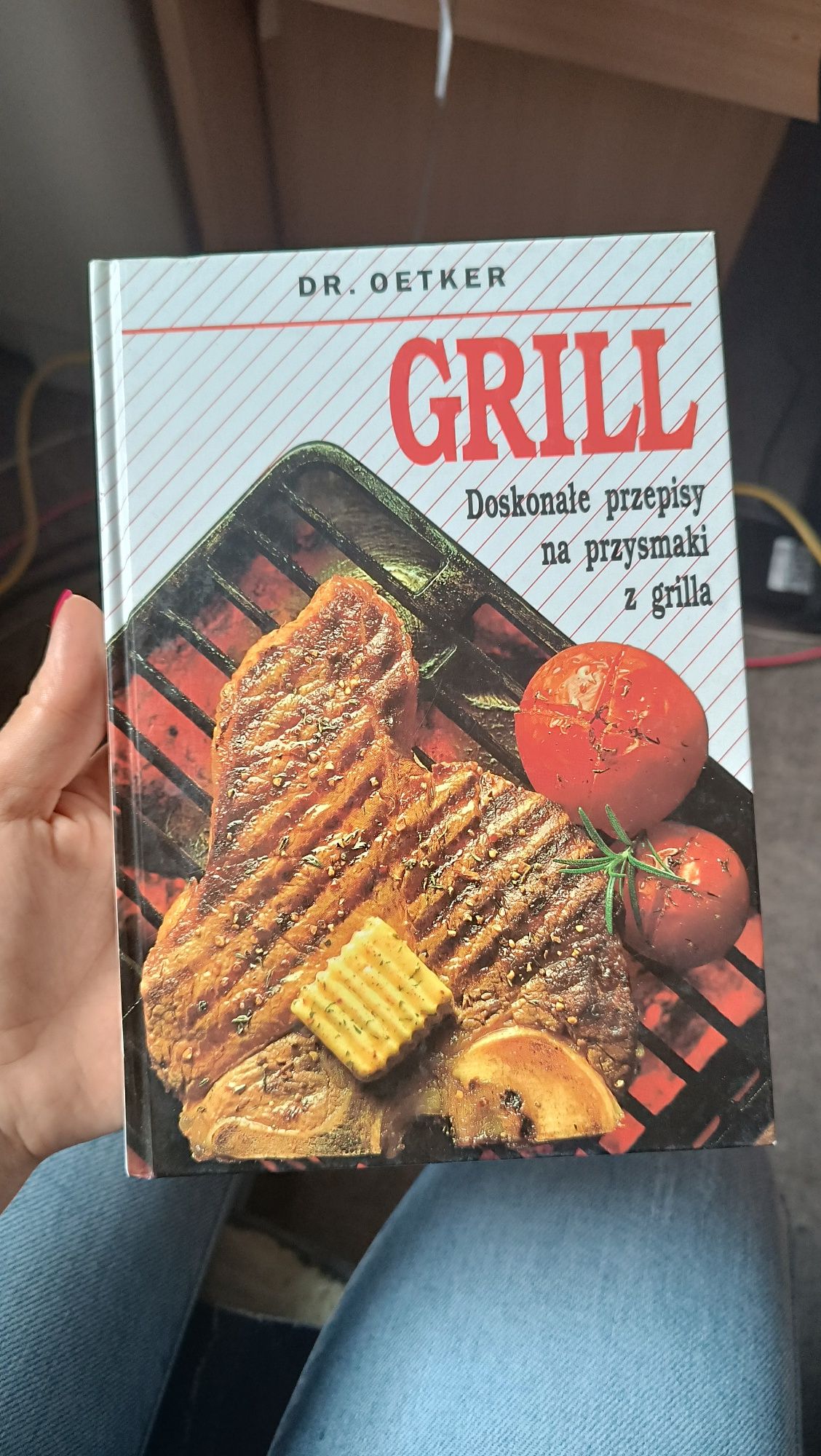 Książka "Grill. Doskonałe przepisy na przysmaki z grilla"