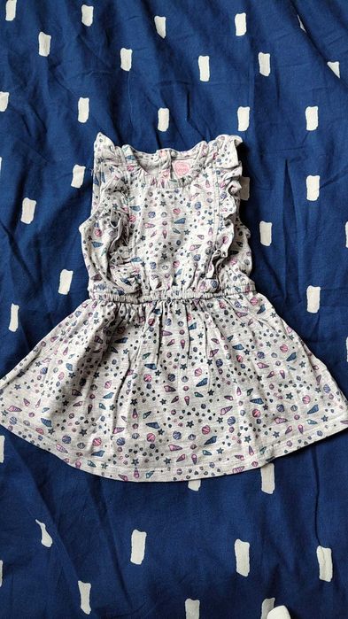 Sukienka dziecięca w kwiaty Old Navy r68