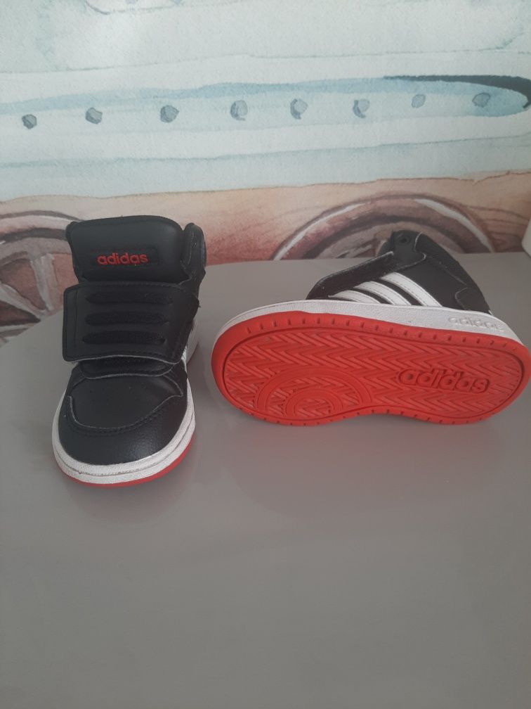 Buty adidas rozmiar 23