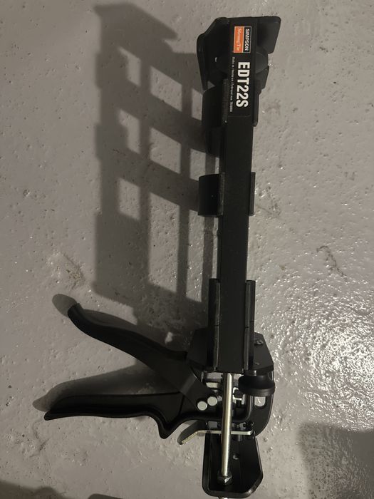 Pistolet do kleju Simpson