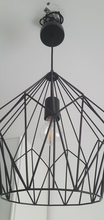 Candeeiro de teto pirâmide preto EGLO