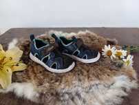 Фірмові закриті сандалі Clarks для хлопчика 21р(13,5см)