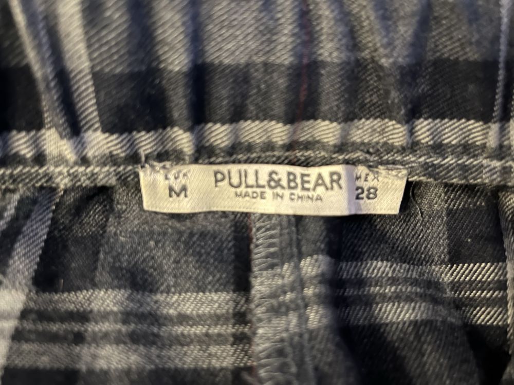 Spodnie damskie szare w kratkę Pull&Bear rozm. M